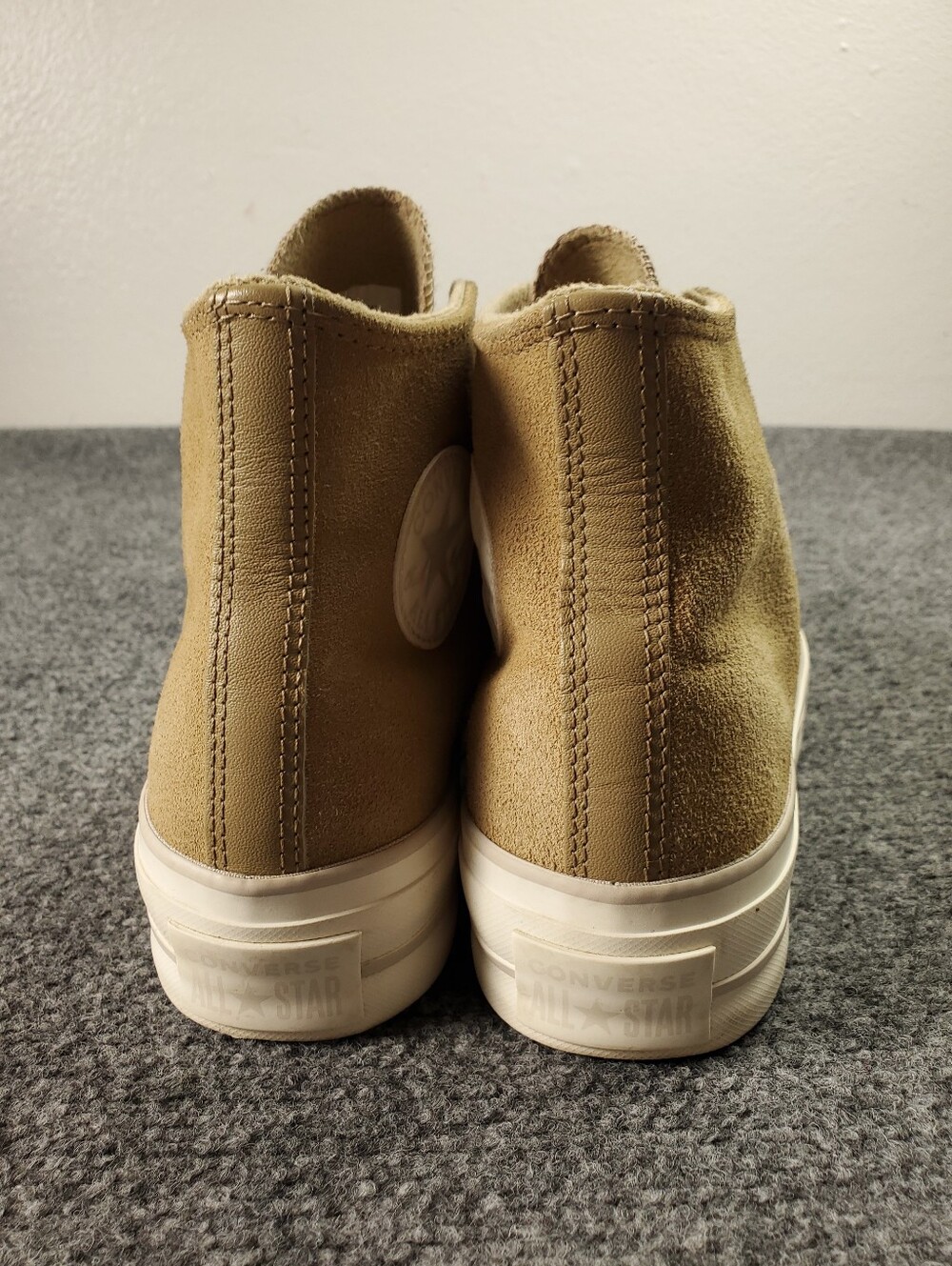 Converse Chuck Taylor All Star Lift Platform Suede Womens 8.5 Hi Top Nomad Khaki - Picture 5 of 12